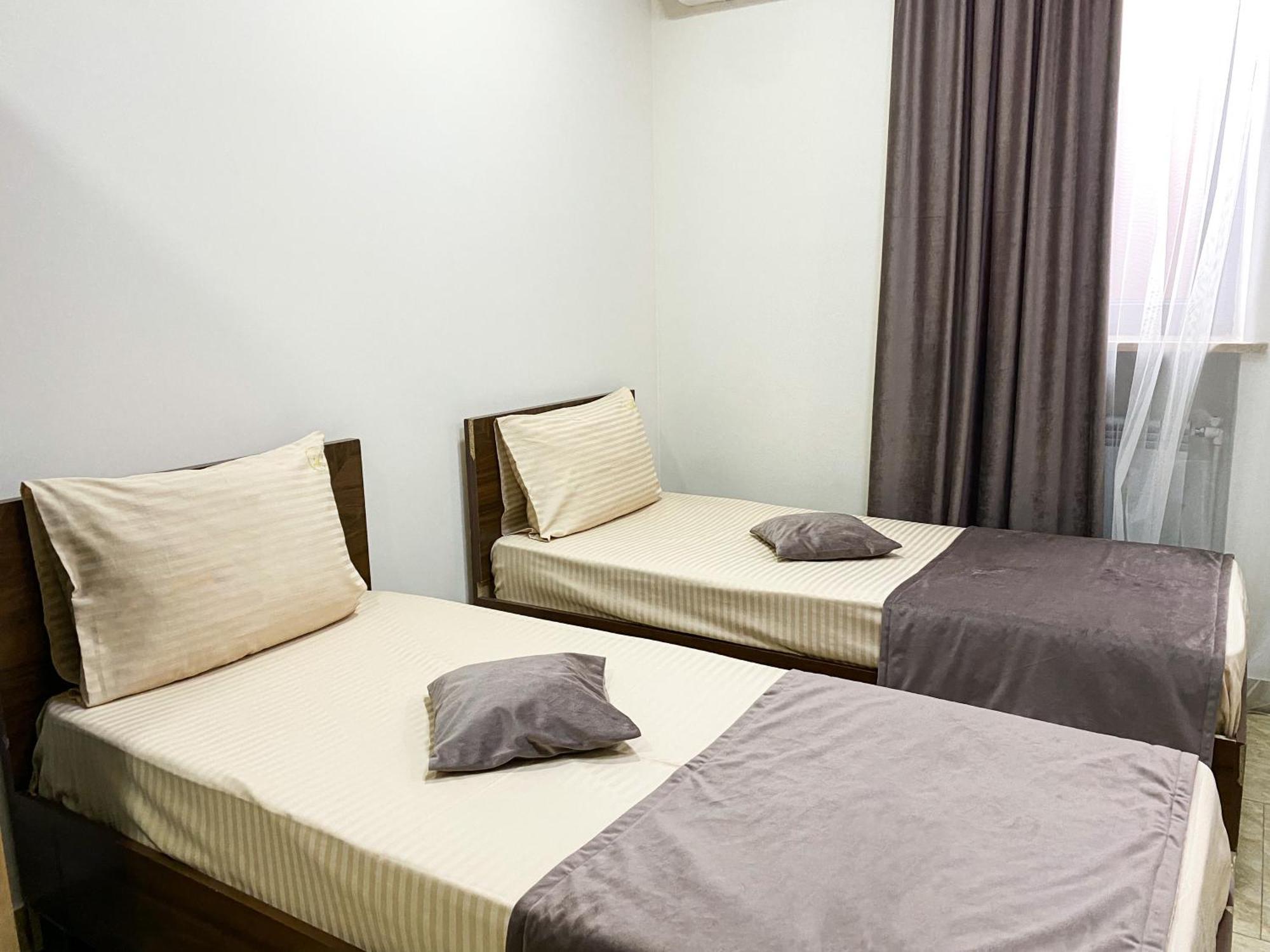 Alex Hotel Yerevan Room photo