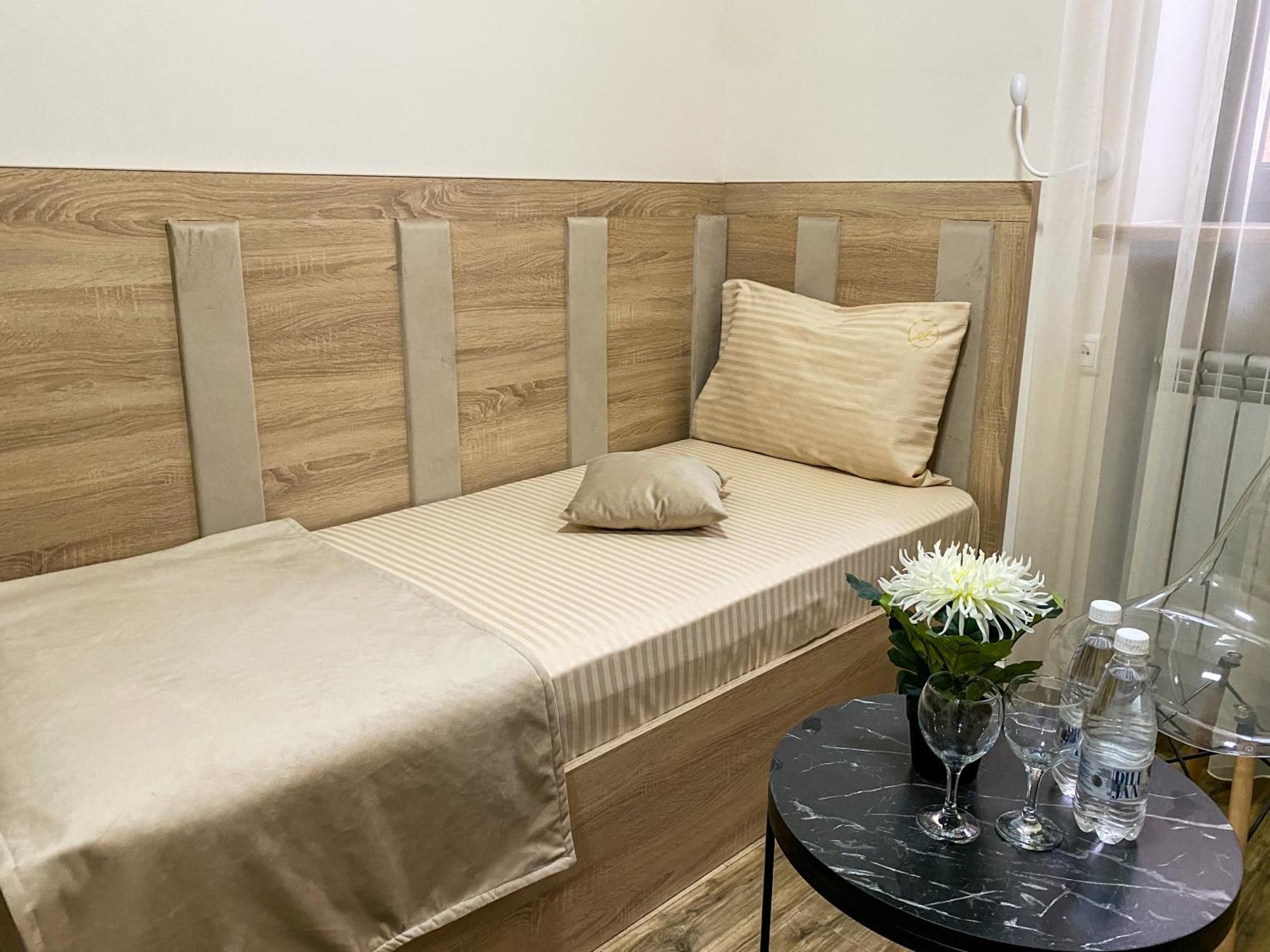 Alex Hotel Yerevan Room photo